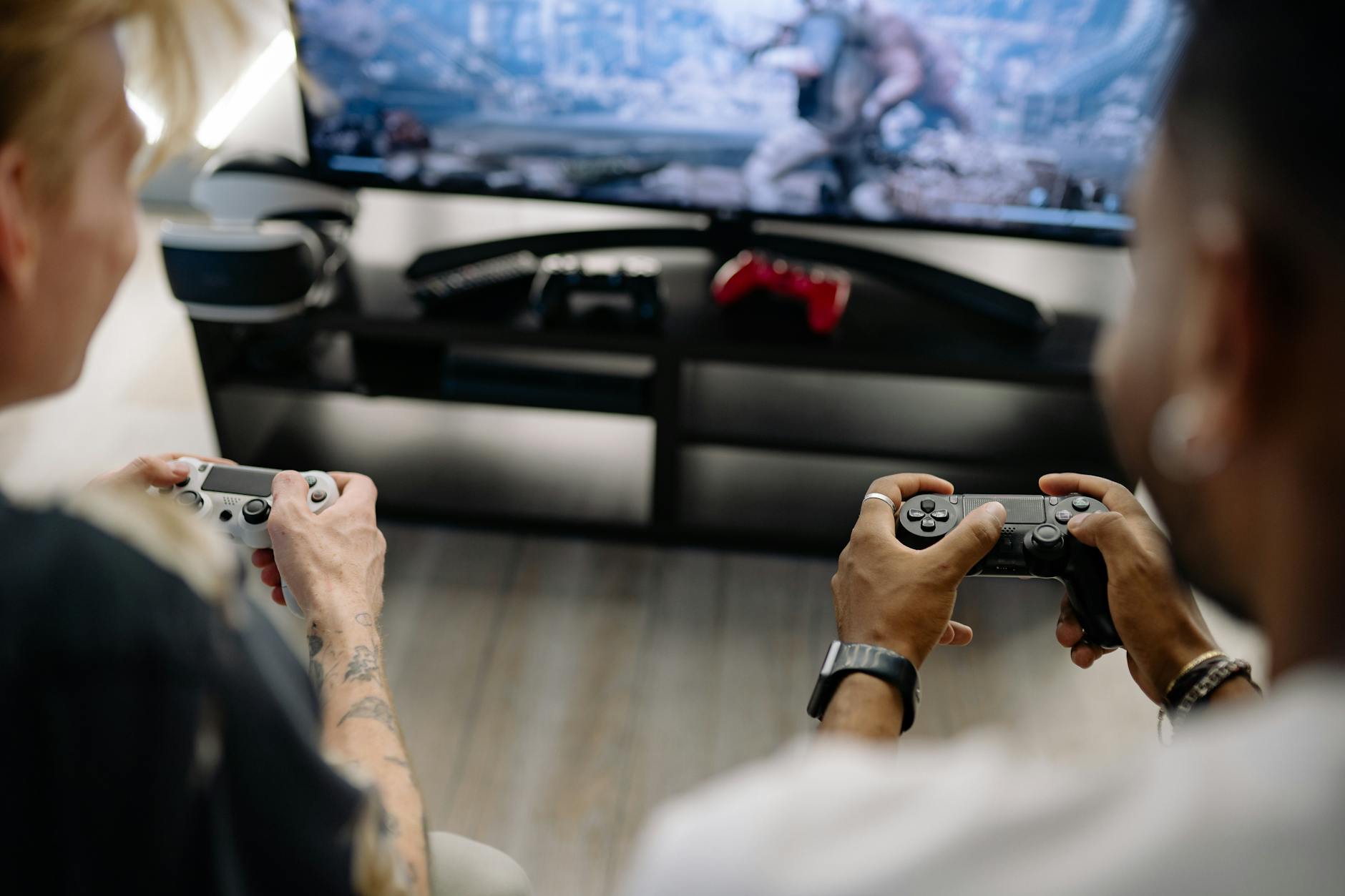 Steam Deck Revolutionizes Gaming on the Go: Latest Updates from the Industry